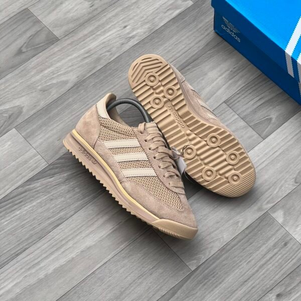Adidas SL Sneaker