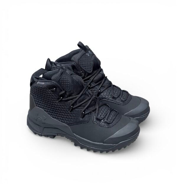 Underarmor Goretex Sneakers