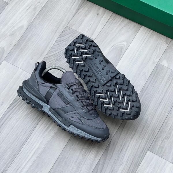 Lacoste Sneakers